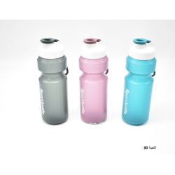 مطرة ماء 750 مل بلاستيك سادة 3 ألوان رقم NC030782